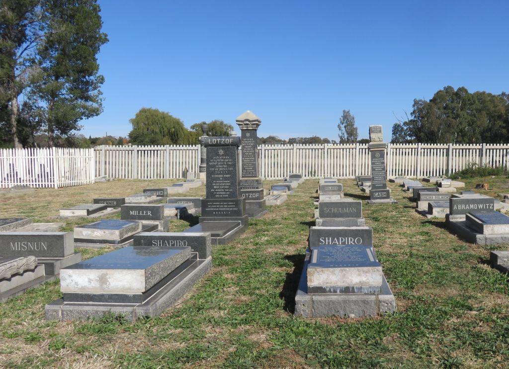 Heilbron cemetery jewish section